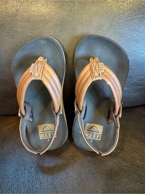 Reef Little Boys/Toddler “Little Ahi” Brown Leather Strap Sandals Size 8